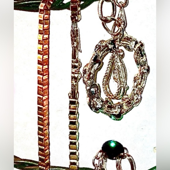 Janky Jewelry’s Fall line of originals are revealed in a new show this week! - Picture 2 of 9